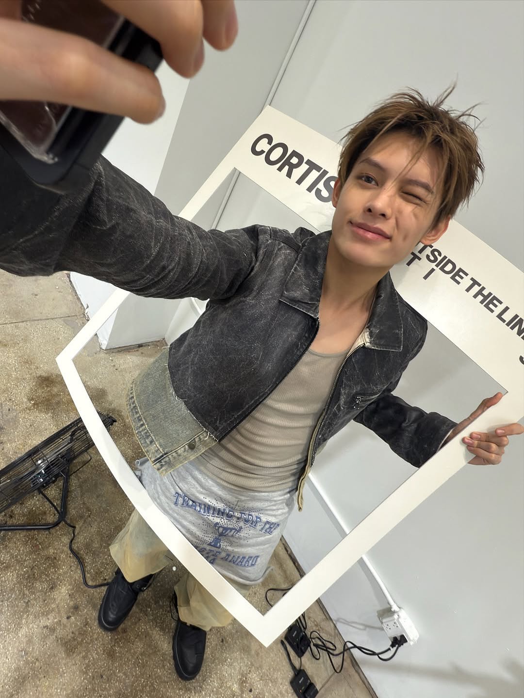 Hinh anh Liệu James CORTIS sẽ chinh phục được các nhà mốt xa xỉ? 13