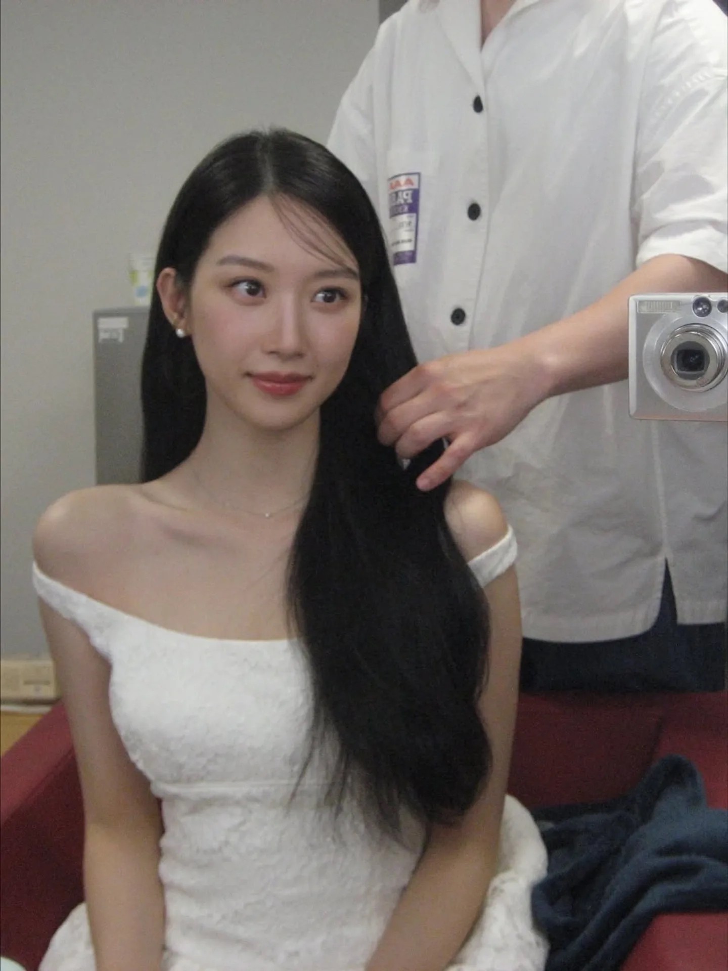 Hinh anh Có gì trong “tiệm tạp hóa digicam” của idol Kpop? 34