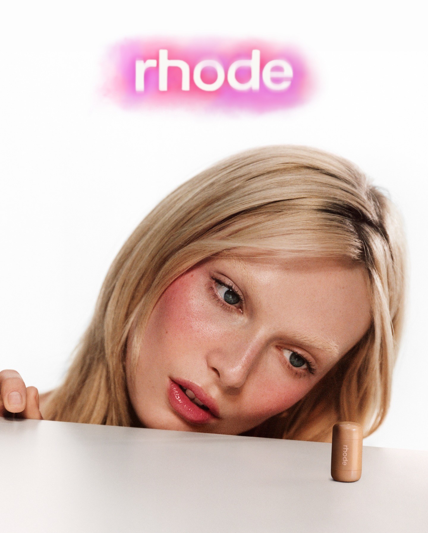 Hinh anh Cùng nhìn lại 5 thương vụ làm đẹp điển hình trong năm 2025 4