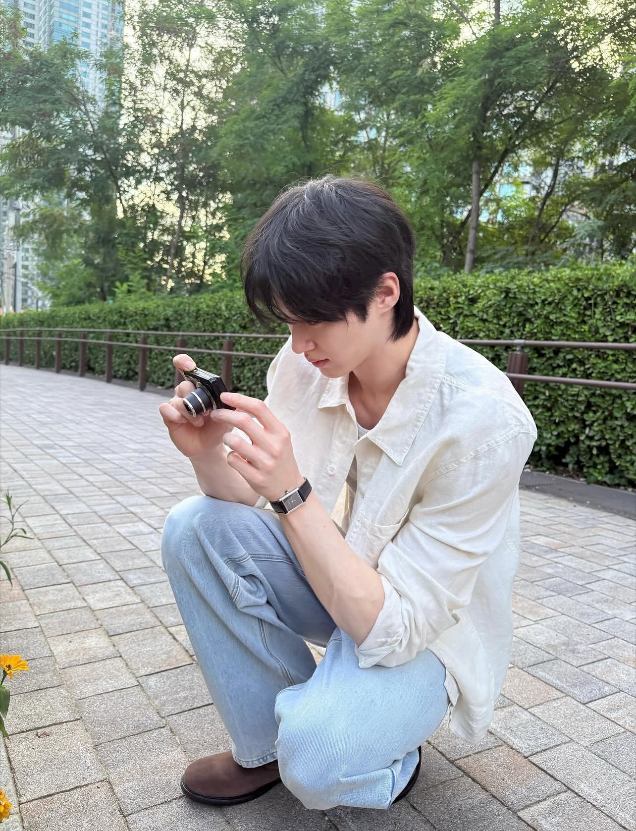 Hinh anh Có gì trong “tiệm tạp hóa digicam” của idol Kpop? 21