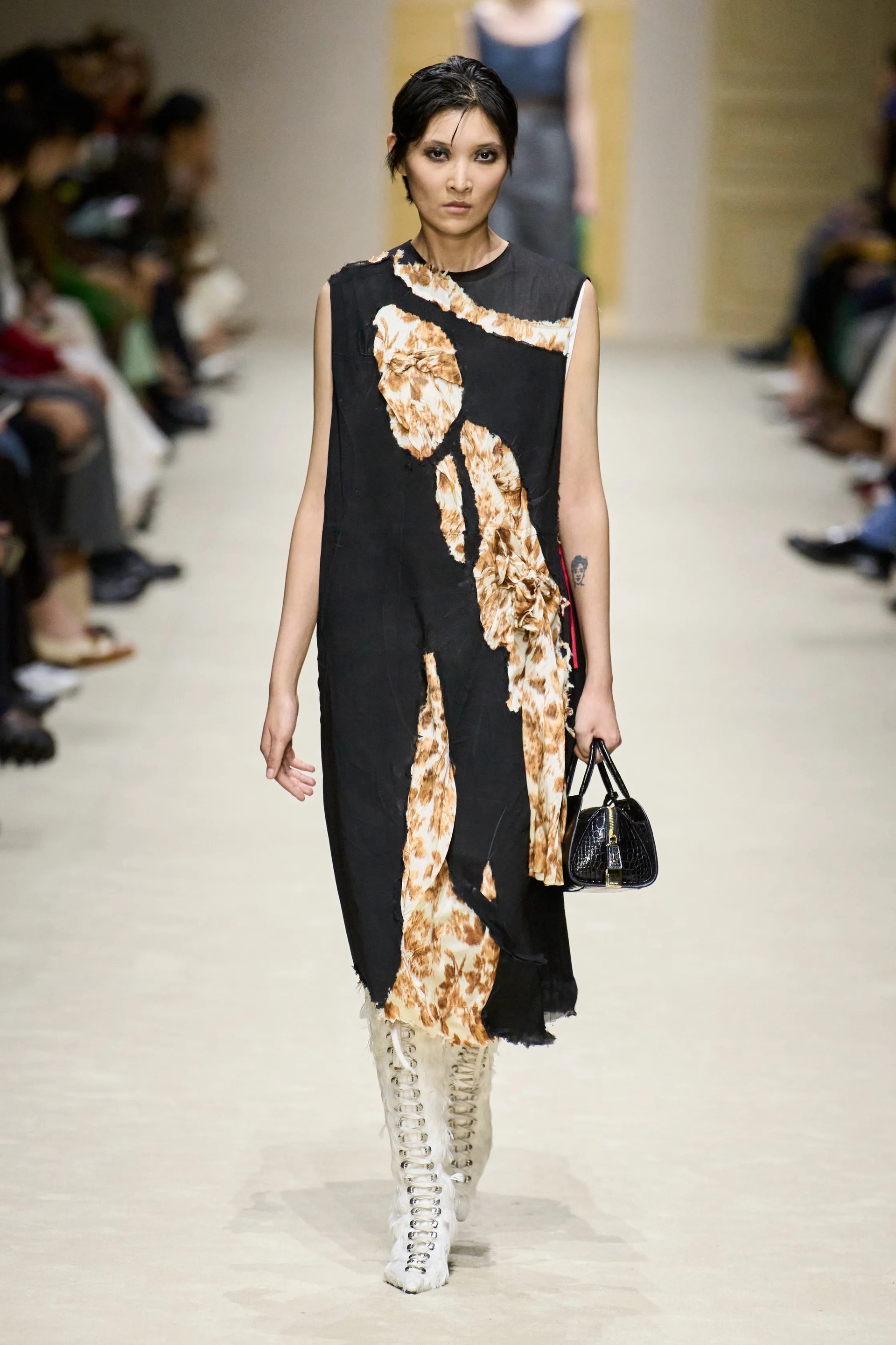 Hinh anh Đề cao sự lộn xộn và tái sử dụng 13