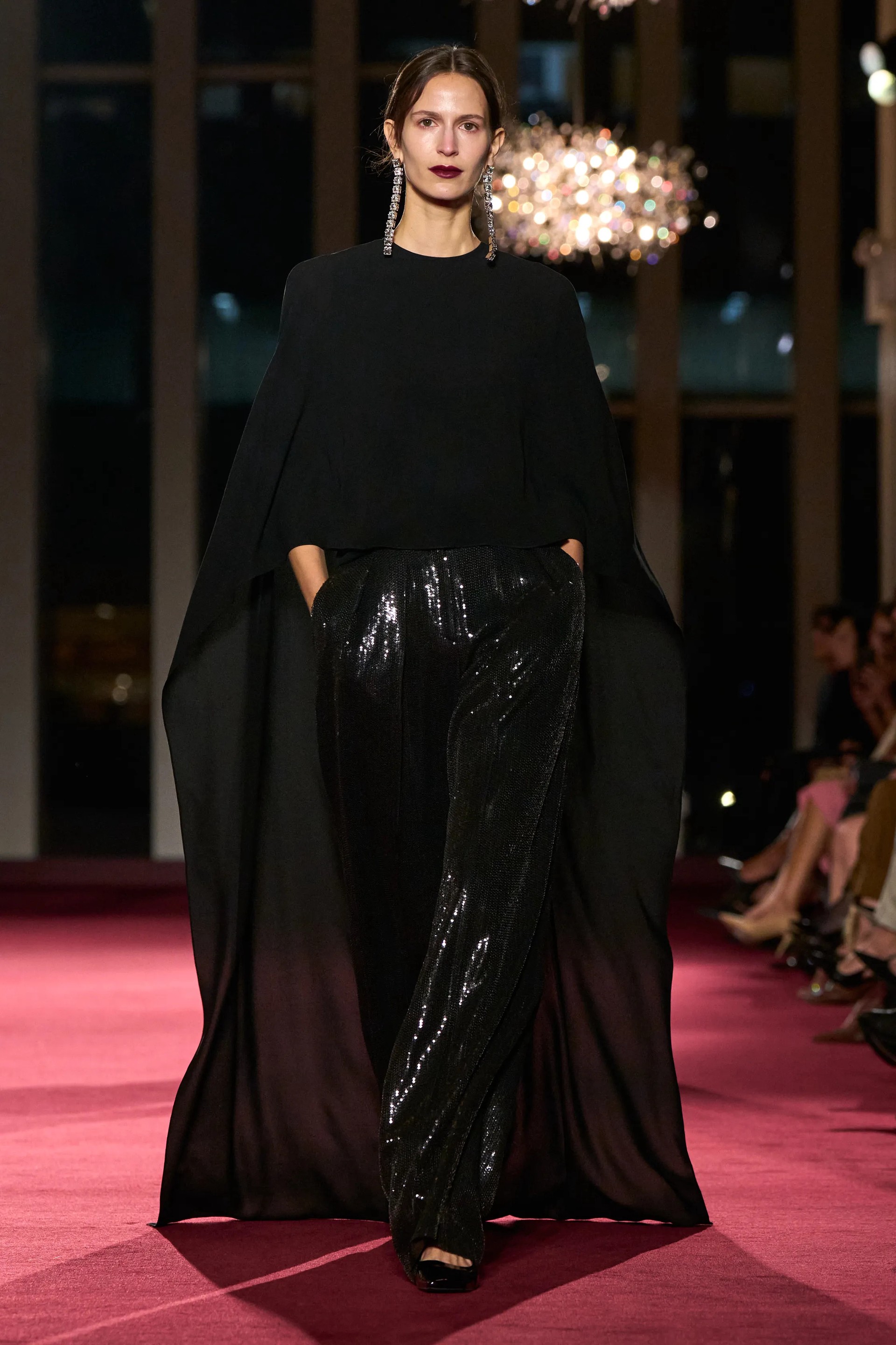 Hinh anh "Váy cocktail không phải lúc nào cũng là váy cocktail" 5