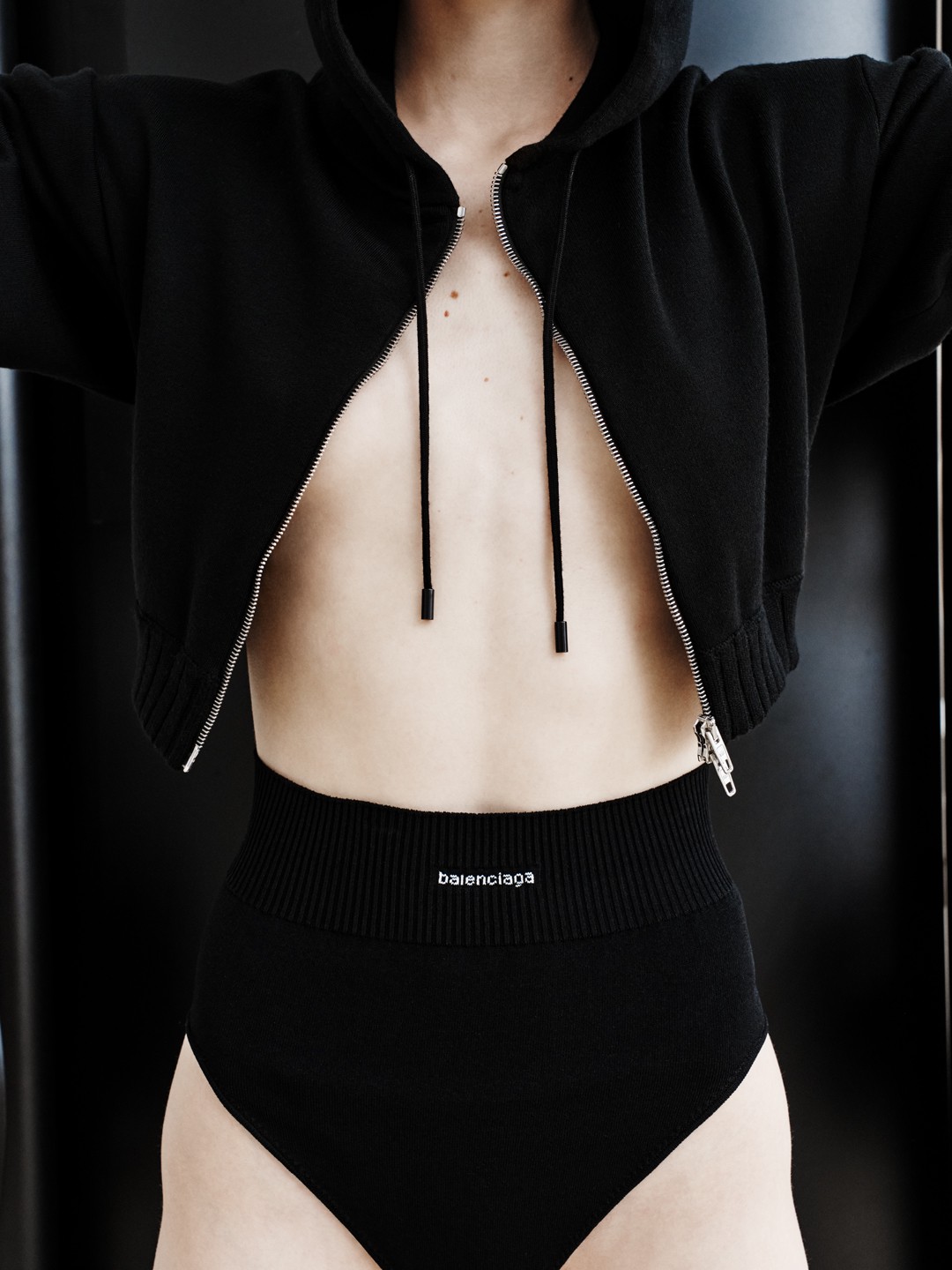 Hinh anh Balenciaga lấn sân thể thao: Liệu có phải nước đi đúng đắn? 1