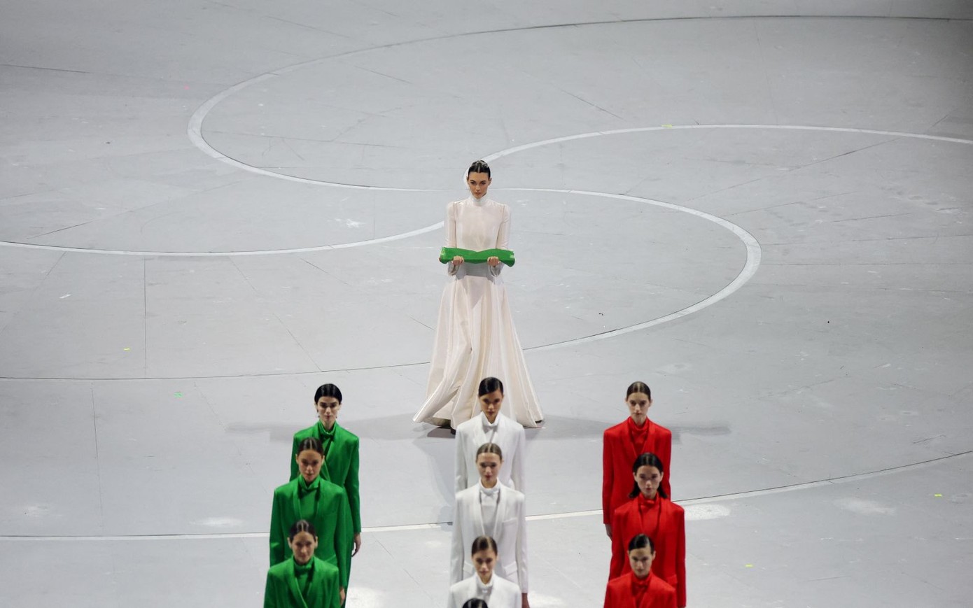 Hinh anh Lễ khai mạc Olympic Milan - Cortina 2026: Đại tiệc thị giác giữa kinh đô thời trang 16