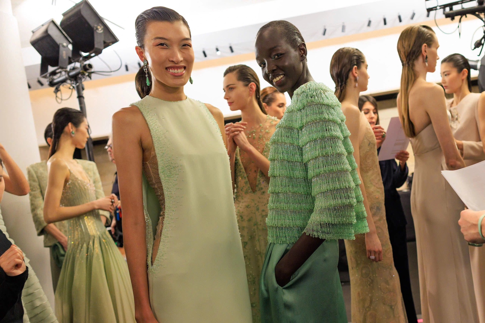 Hinh anh SR News: Điểm tin thời trang và làm đẹp Việt 3/2 9