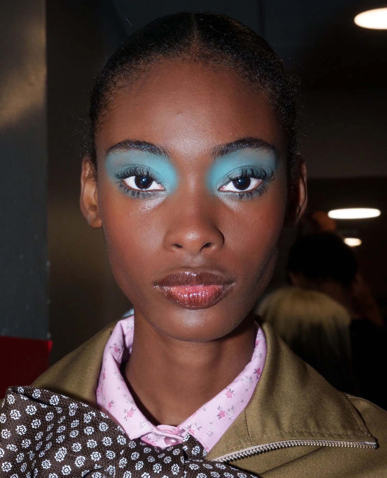 Hinh anh Chủ nghĩa tối đa trở thành xu hướng trang điểm chủ đạo của năm 2026 2