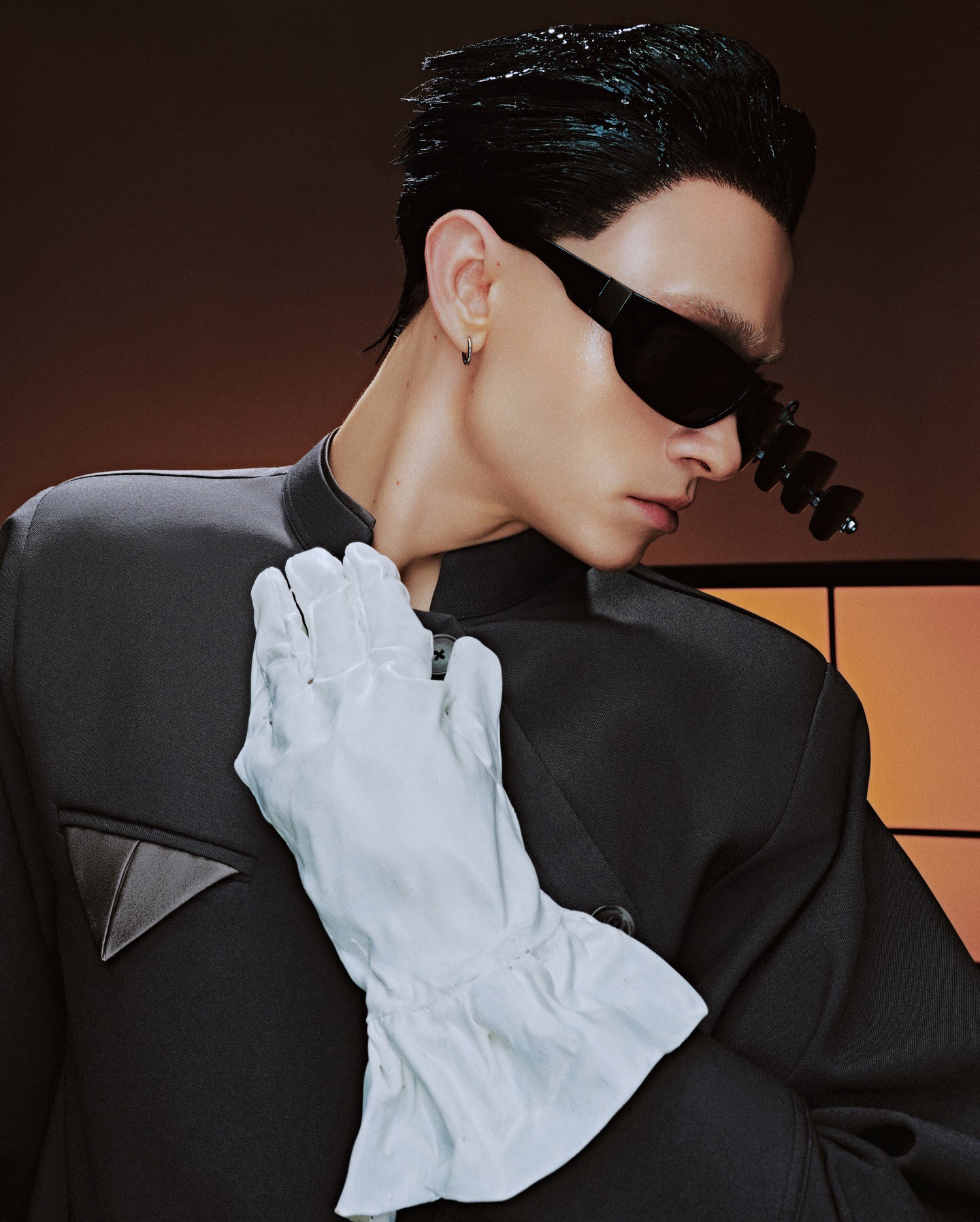 Hinh anh OUTOFSIGHT 12