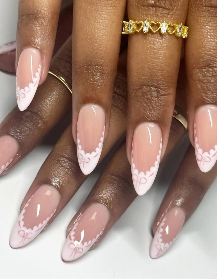 Hinh anh 6 mẫu nail xu hướng của năm 2026 19