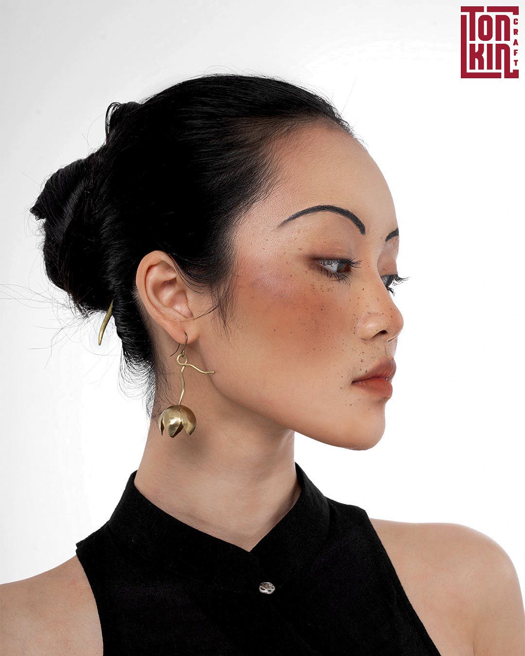 Hinh anh Phụ kiện thủ công Việt sánh đôi cùng áo dài dịp Tết 10