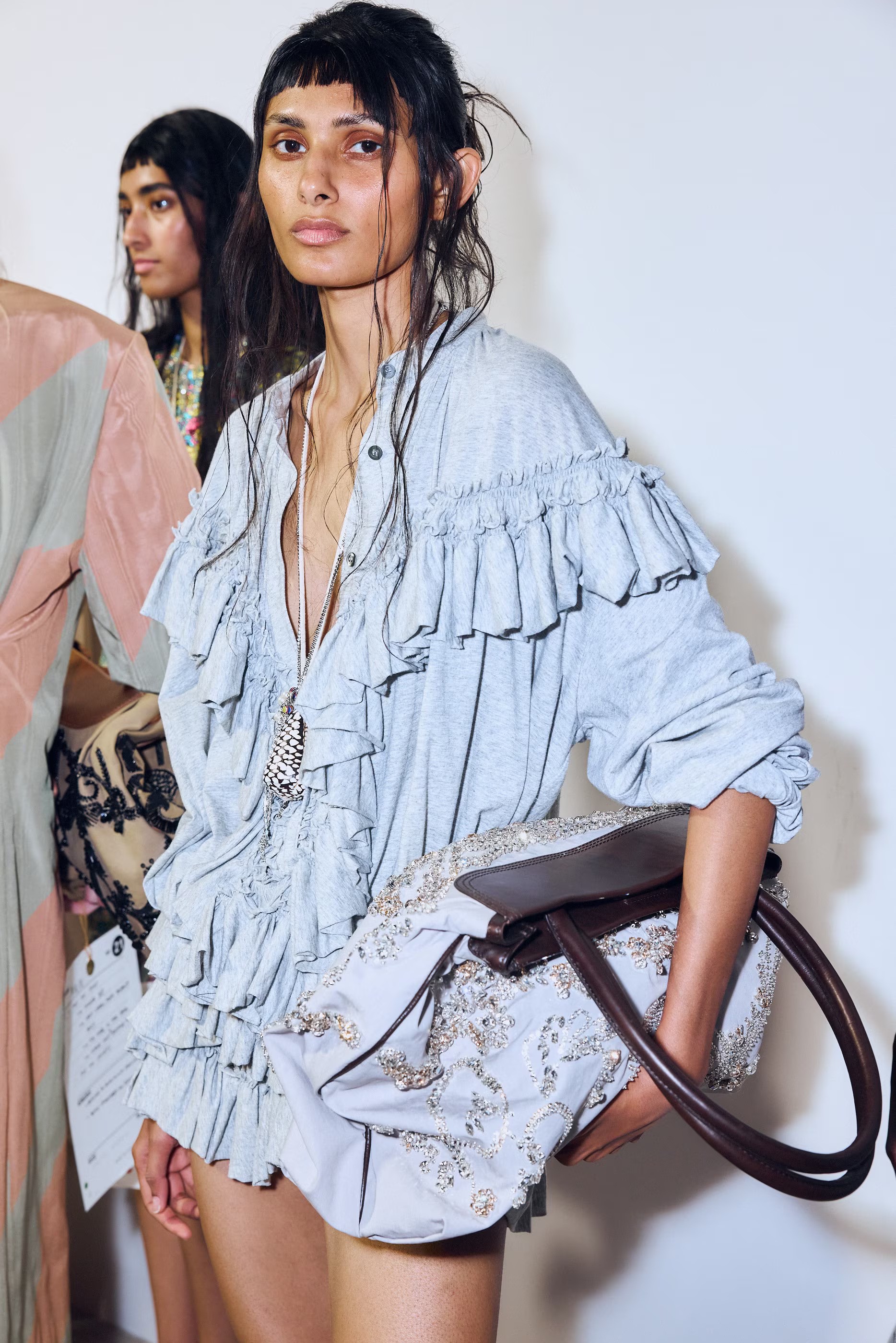 Hinh anh Những quý cô "lộn xộn nóng bỏng" 7