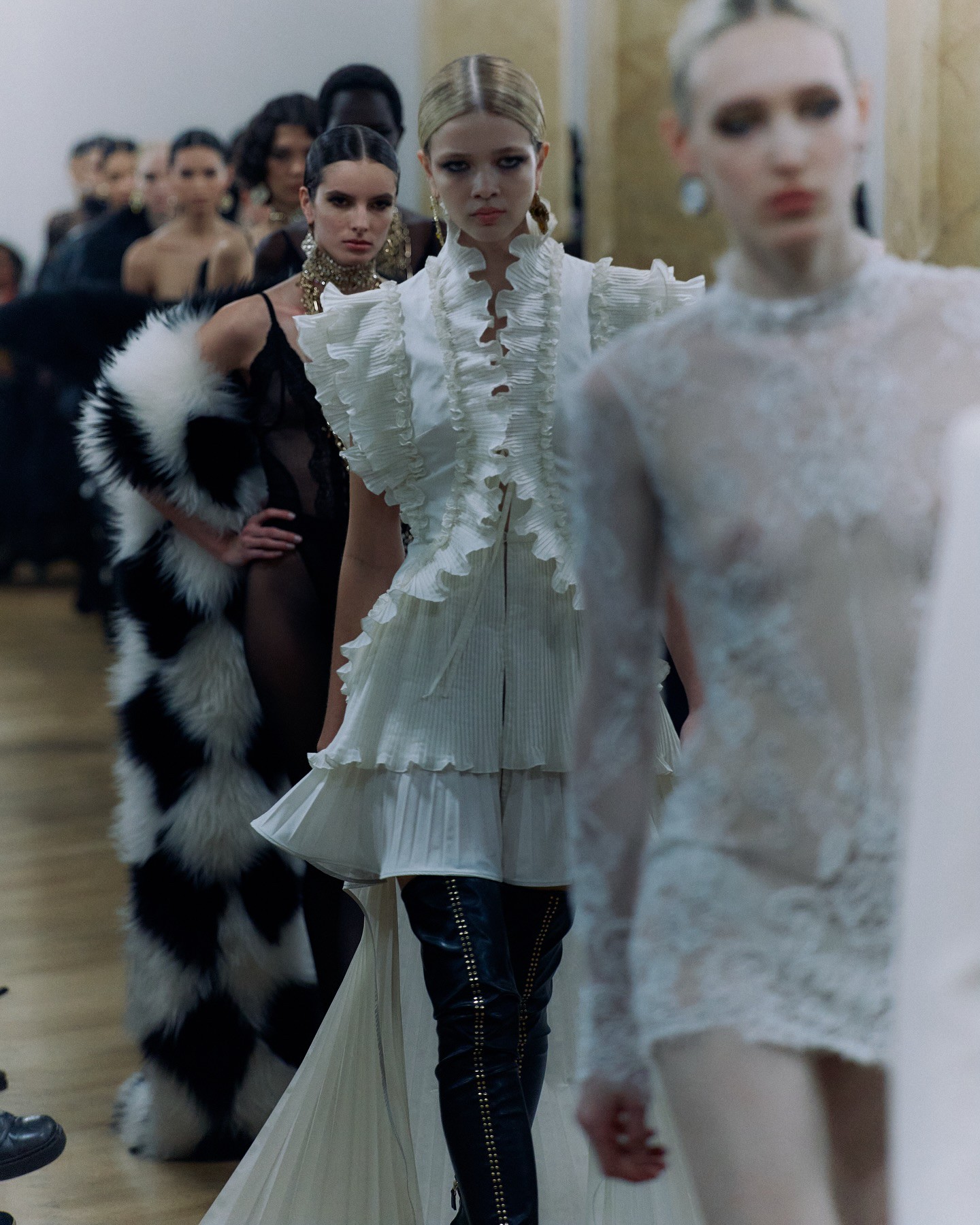 Hinh anh Venice: phông nền của những ám chỉ và dục cảm 3