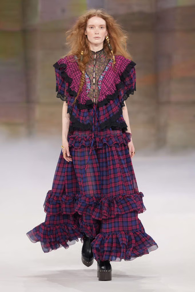 Hinh anh Đọc thêm: 15