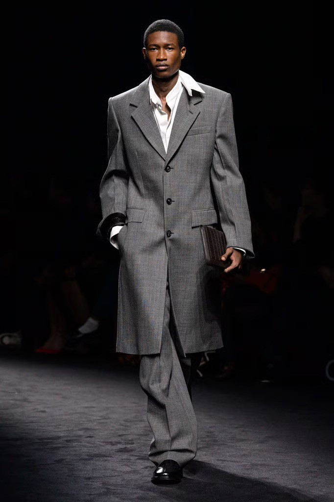 Hinh anh  Ferragamo Fall Winter 2026: Thủy thủ, quán rượu lậu speakeasy và hội họa Mỹ 3