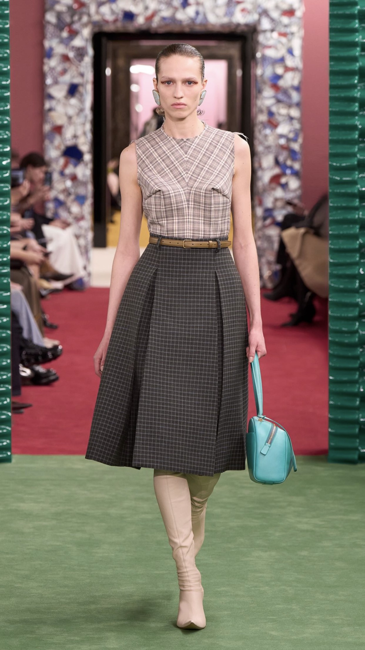 Hinh anh Nhìn lại hành trình 30 năm với Acne Studios Thu Đông 2026 42