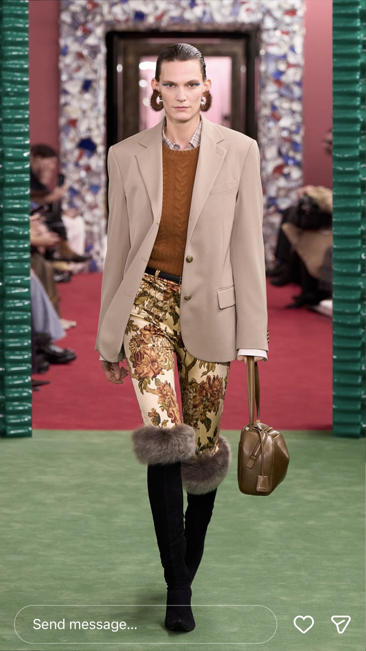 Hinh anh Nhìn lại hành trình 30 năm với Acne Studios Thu Đông 2026 39