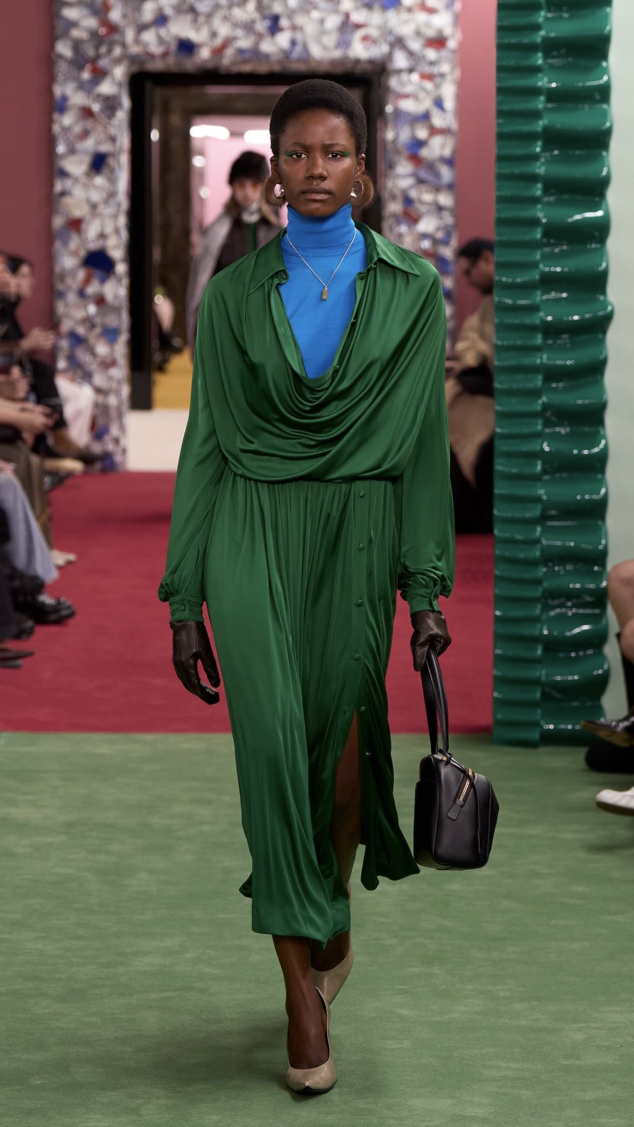 Hinh anh Nhìn lại hành trình 30 năm với Acne Studios Thu Đông 2026 46