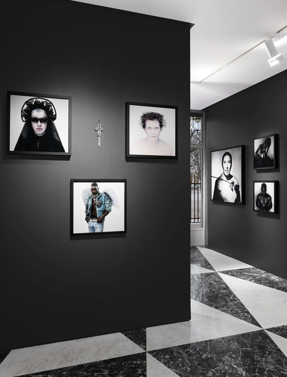 Hinh anh Nhìn lại hành trình 30 năm với Acne Studios Thu Đông 2026 5