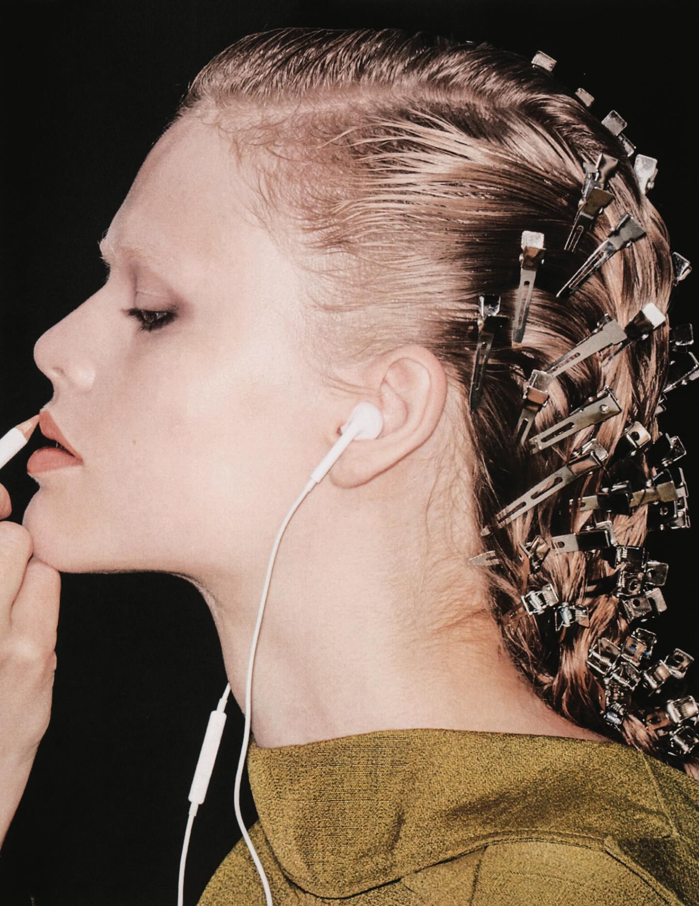 Hinh anh Looksmaxxing: Hệ lụy của phương cách làm đẹp cực đoan trên mạng xã hội 1