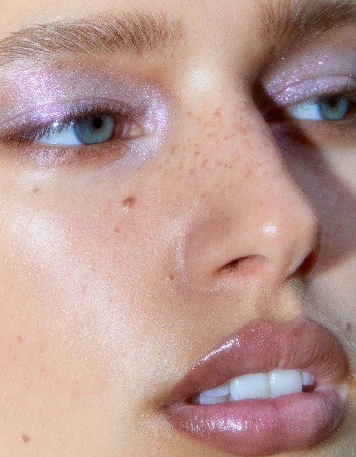 Hinh anh Từ mỹ thuật đến 6 xu hướng trang điểm Xuân Hè 2026 21