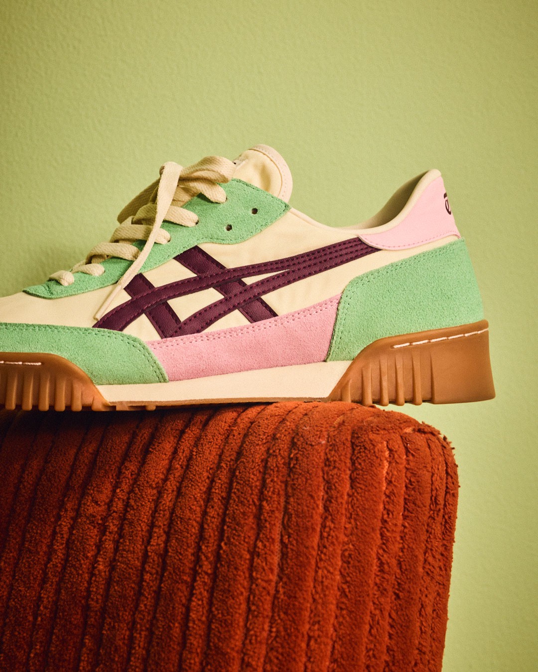 Hinh anh Onitsuka Tiger đưa tinh thần thể thao thập niên 1980 trở lại cùng ROTEMIT™ 3