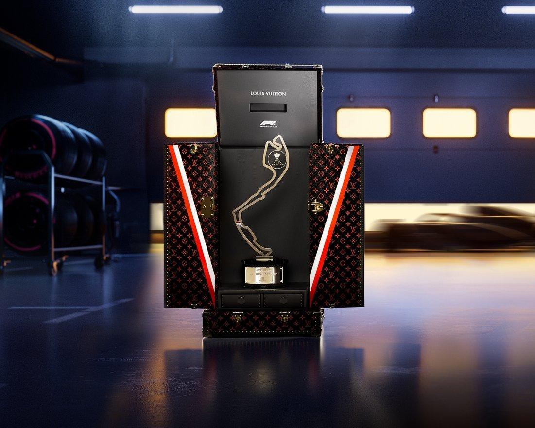 Hinh anh Luxury x Sports: Điểm lại những màn “song kiếm hợp bích” khuấy đảo năm 2026   3