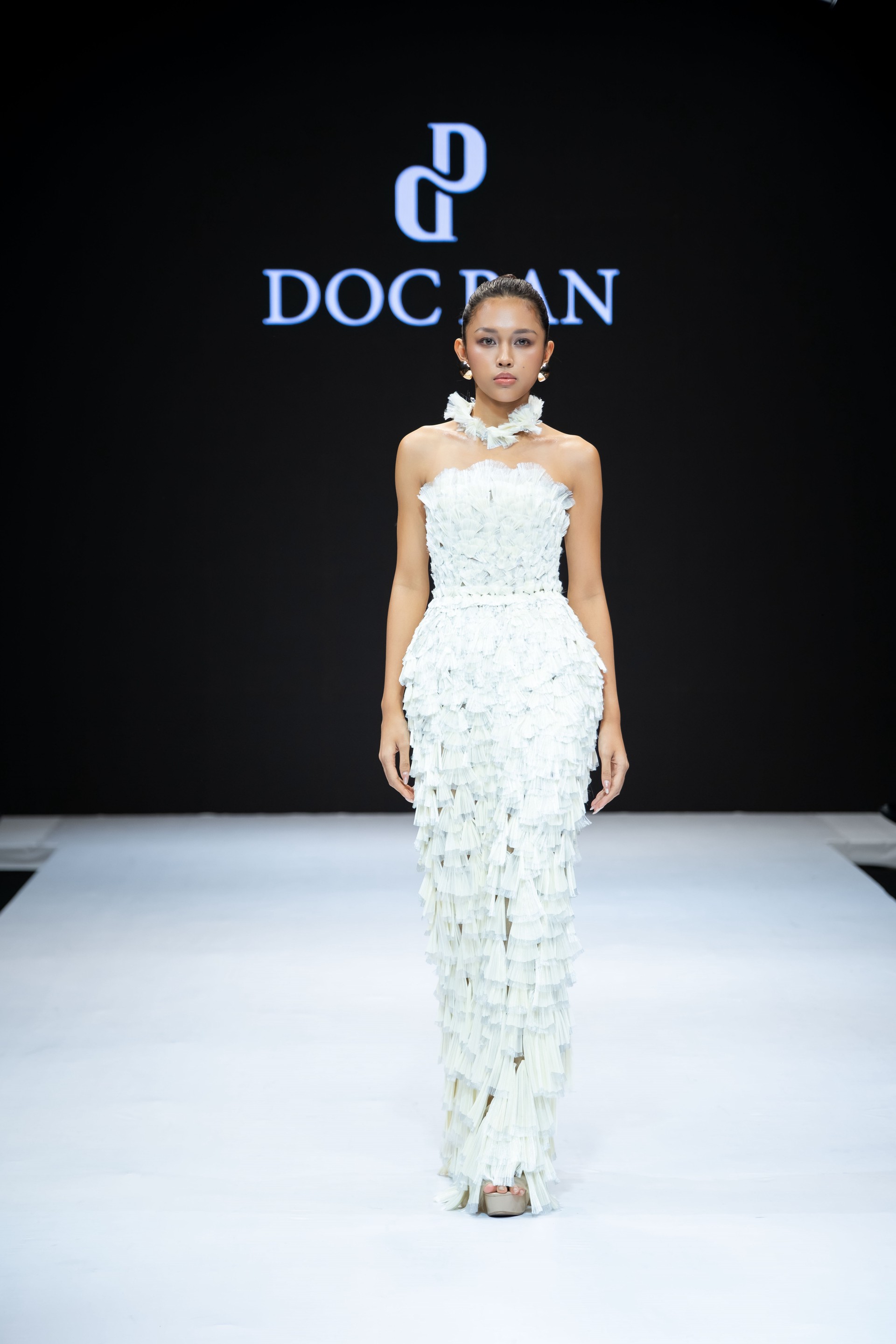 Hinh anh ĐỘC BẢN 15