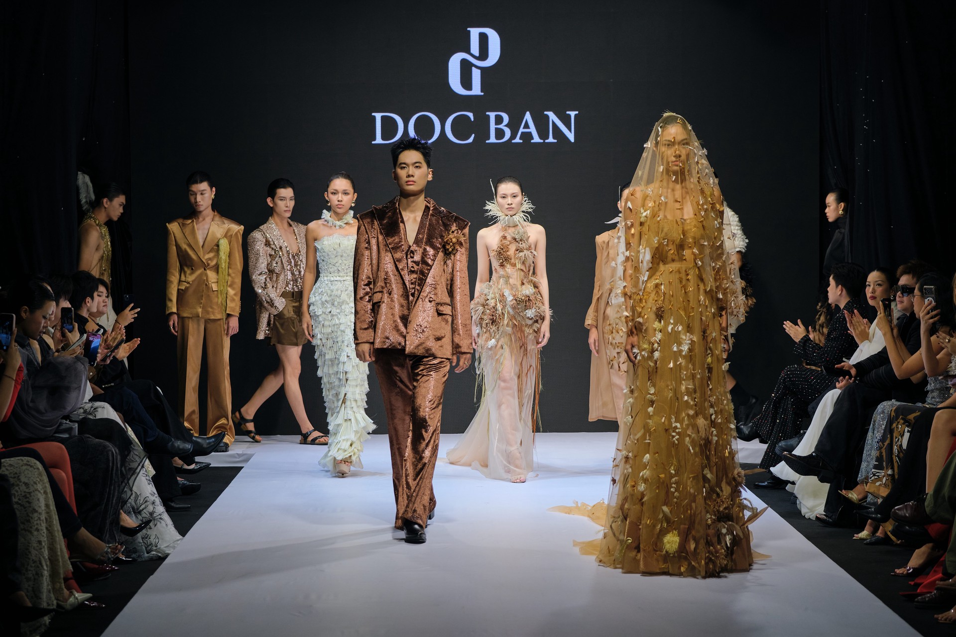 Hinh anh Saigon Fashion Runway powered by Fujifilm Vietnam: Dấu ấn mùa đầu tiên 24