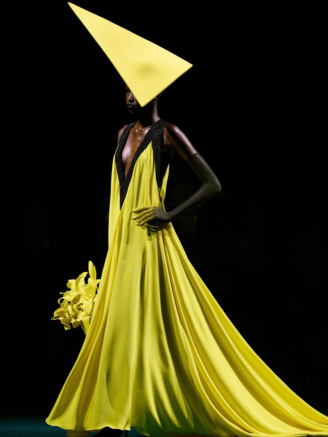 Hinh anh Robert Wun đưa “đứa trẻ bên trong” lên sàn diễn Haute Couture F/W 2026 11
