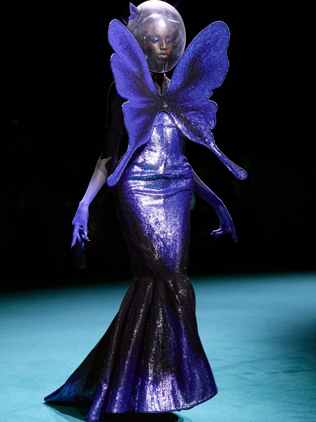 Hinh anh Robert Wun đưa “đứa trẻ bên trong” lên sàn diễn Haute Couture F/W 2026 25