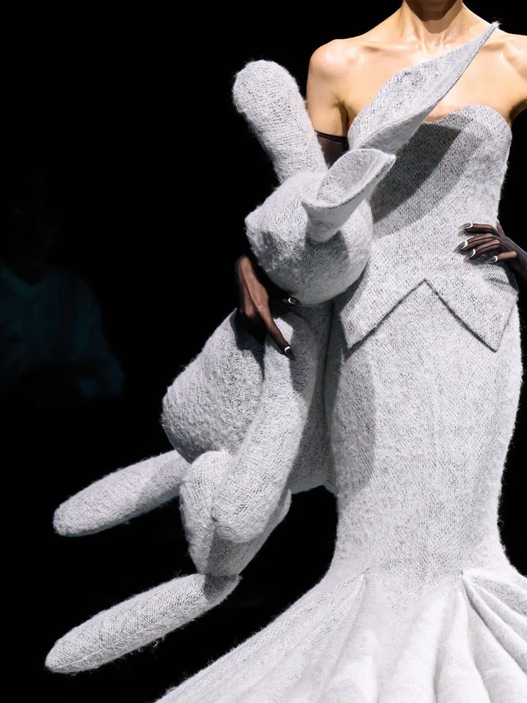 Hinh anh Robert Wun đưa “đứa trẻ bên trong” lên sàn diễn Haute Couture F/W 2026 2