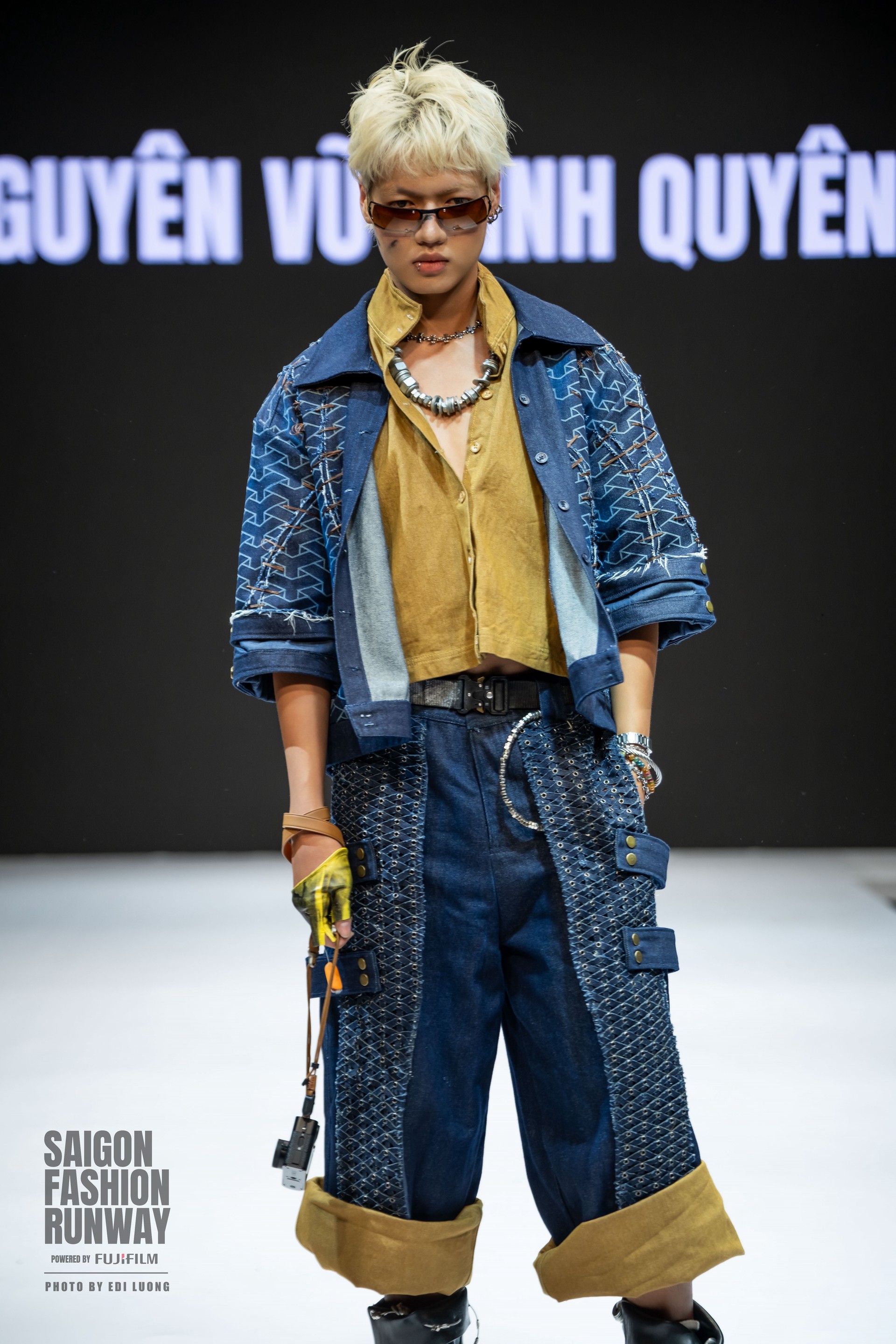Hinh anh Bản sắc Việt họa nét đương đại trong VLU COLLECTIVE: K28TT UNFOLD 34