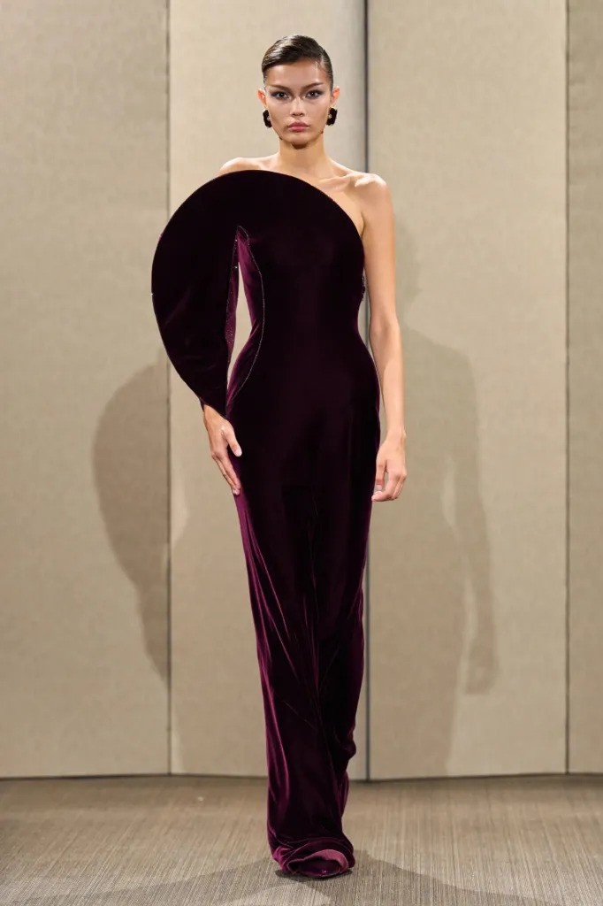 Hinh anh Giorgio Armani Privé Haute Couture FW26: Sau hoàng hôn, trời đêm lấp lánh tựa ngàn sao 46