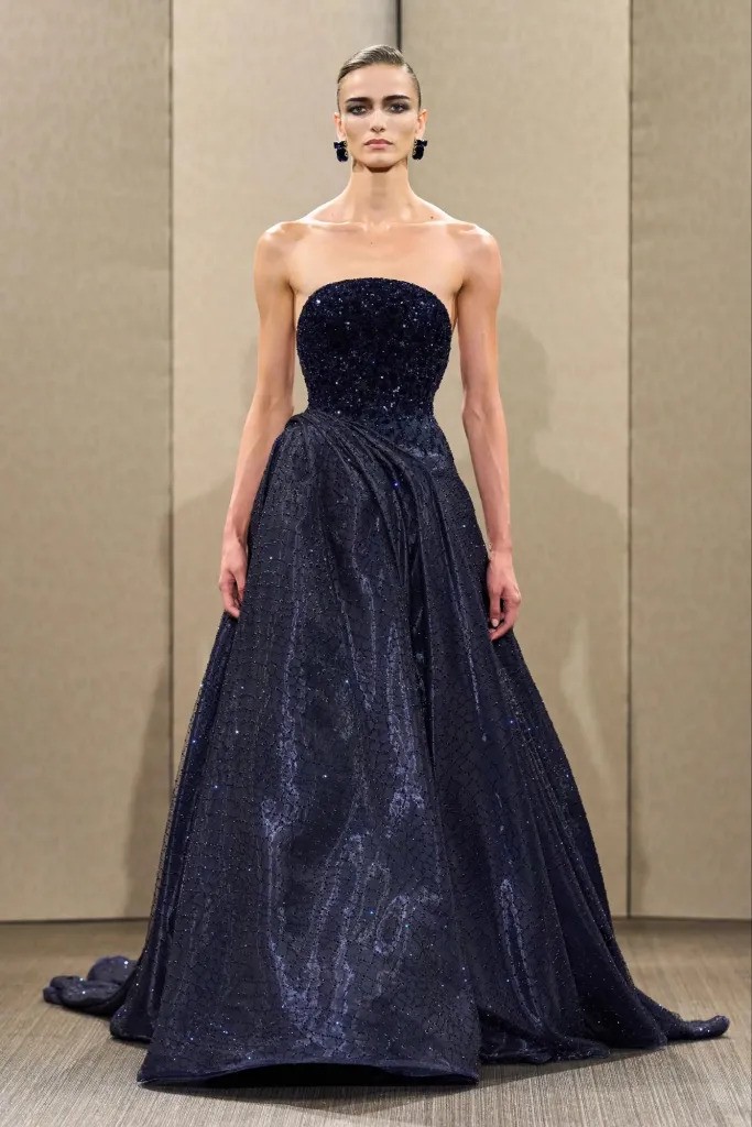 Hinh anh Giorgio Armani Privé Haute Couture FW26: Sau hoàng hôn, trời đêm lấp lánh tựa ngàn sao 52