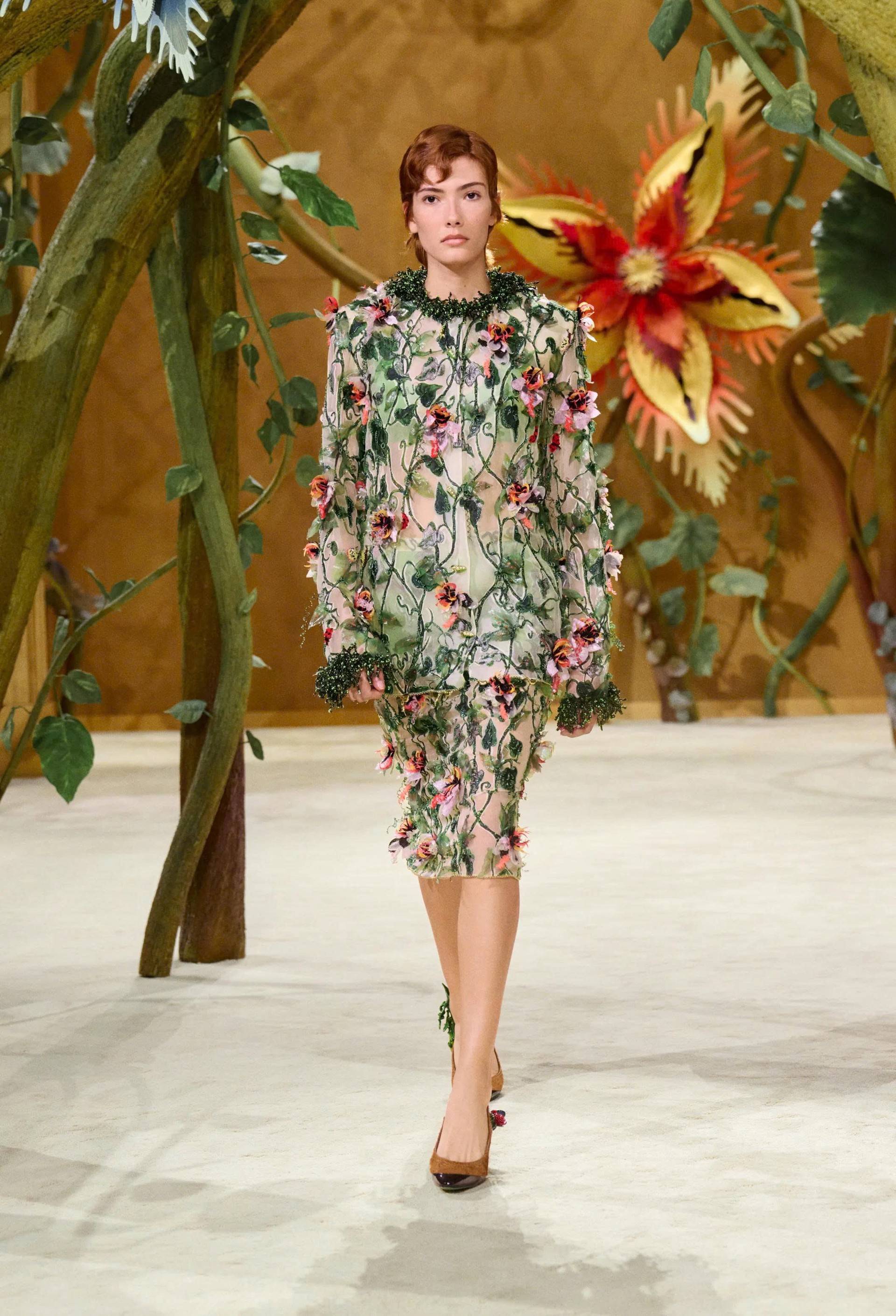 Hinh anh CHANEL Haute Couture FW26: “Kẻ mộng mơ” Matthieu Blazy kể chuyện cổ tích mang hình hài di sản  9