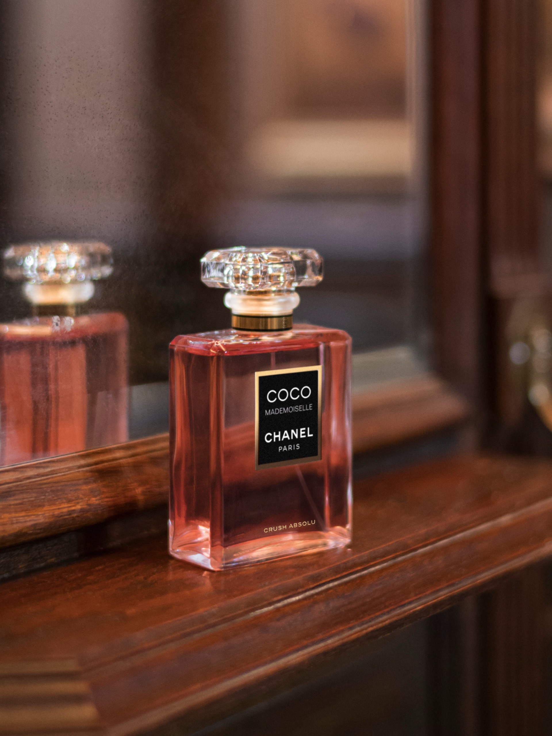 Hinh anh Điều gì khiến Coco Mademoiselle Absolu biến hóa khác nhau trên mỗi làn da? 5