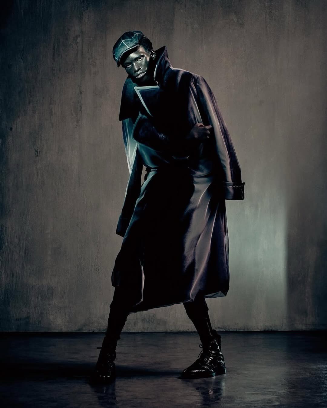 Hinh anh Trước khi cánh cửa Met khép lại, “đứa trẻ hư” John Galliano đã thắp sáng tàn tích Haute Couture 52
