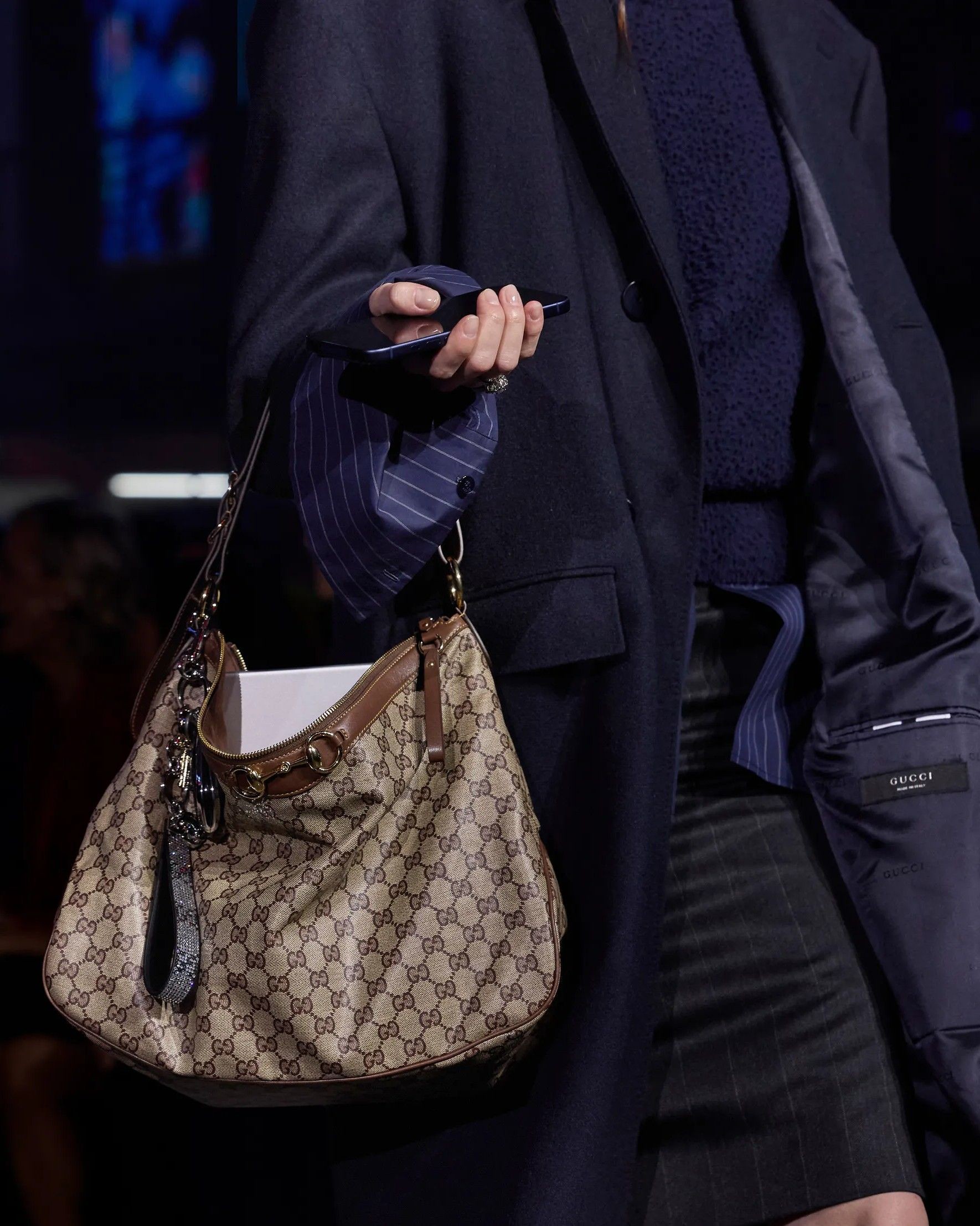 Hinh anh Gucci và phép thử “Made in China”  7