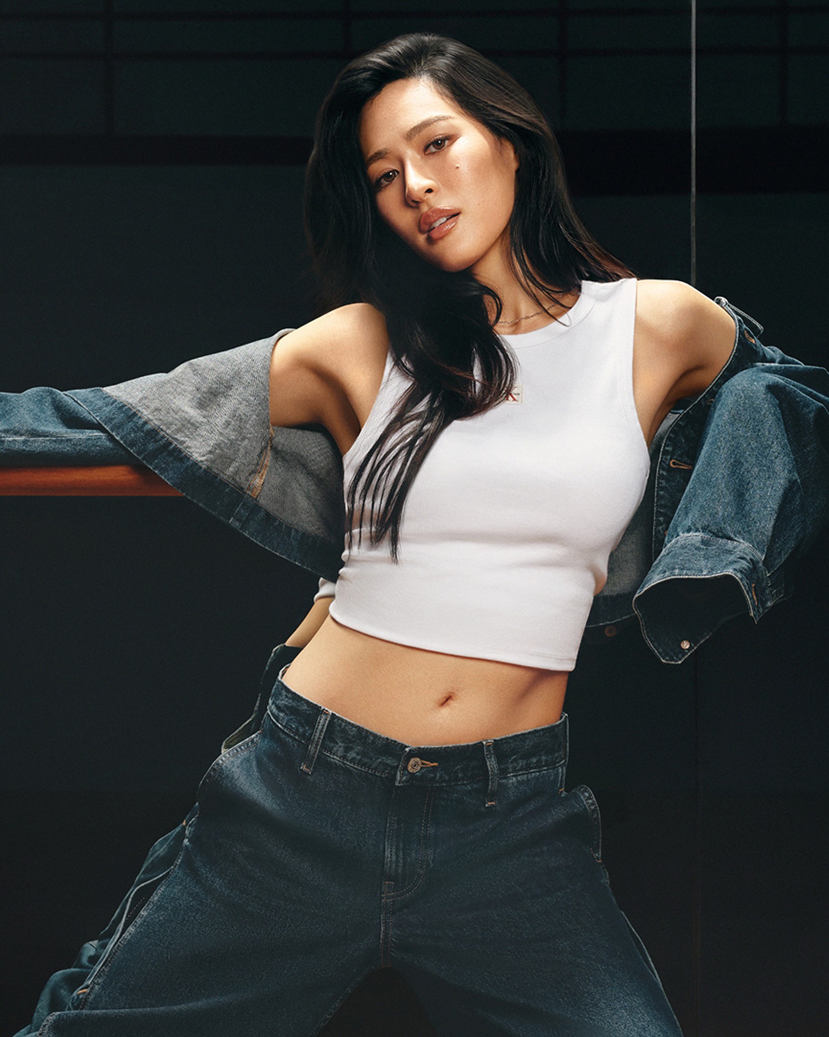 Hinh anh Chiếc ghế sáng tạo bỏ trống, Calvin Klein và Alexander McQueen loay hoay tìm lại đà tăng trưởng 14