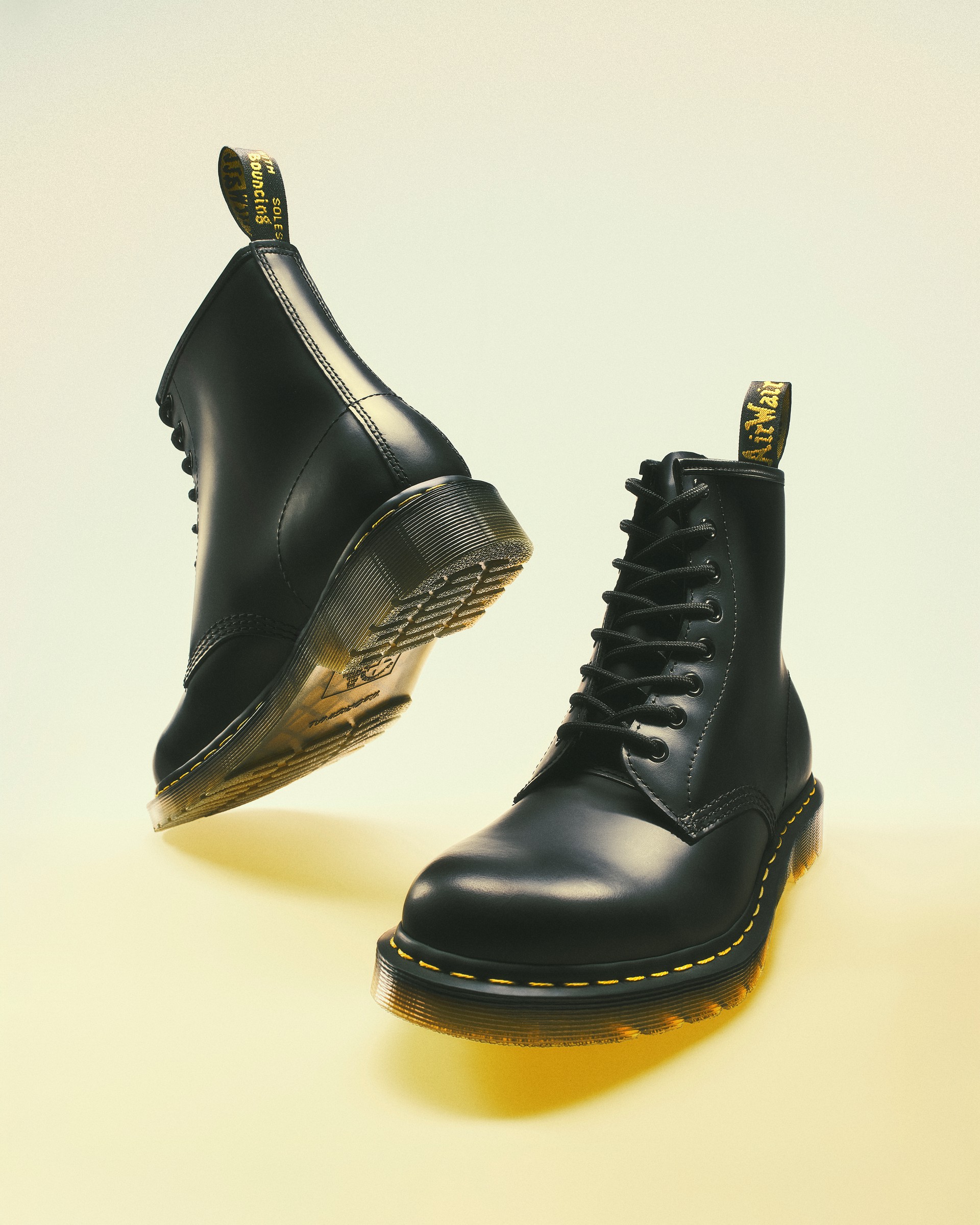 Hinh anh Dr. Martens chính thức ra mắt tại Việt Nam  1