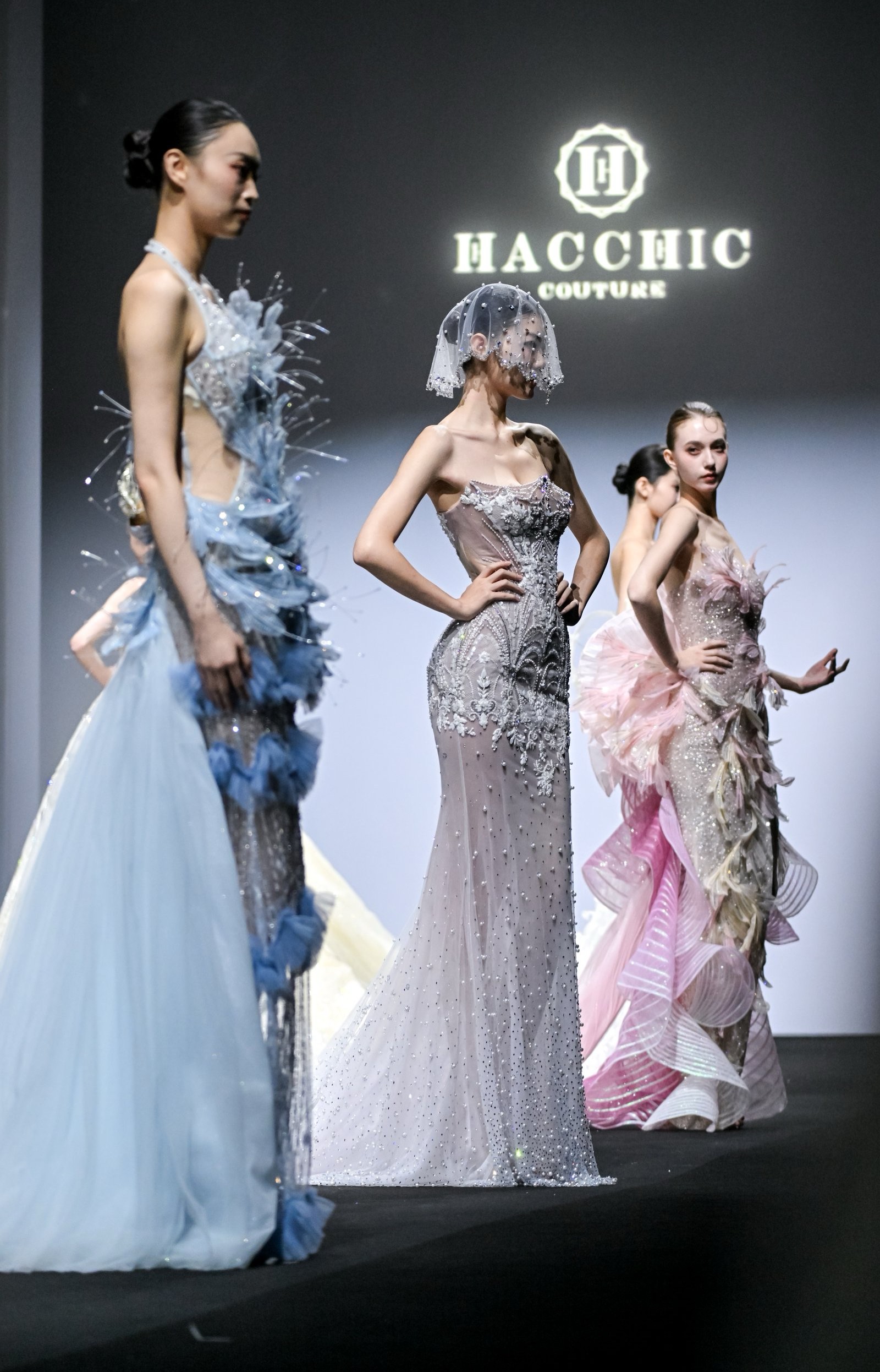 Hinh anh Khu vườn Hacchic Couture tại Shanghai Fashion Week 1