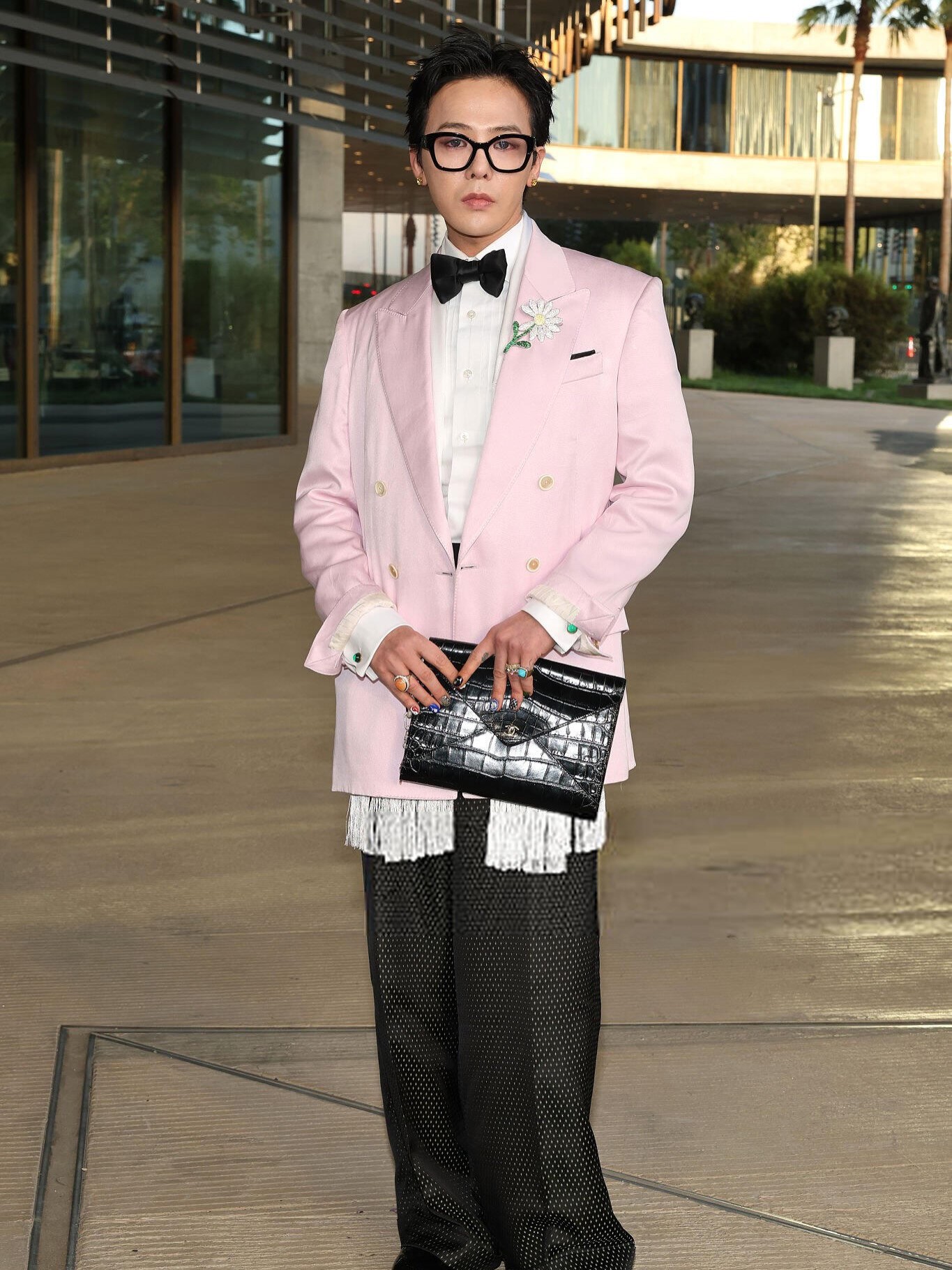 Hinh anh Những lý do khiến G-Dragon mãi là “cuốn cẩm nang” thời trang của K-pop  3