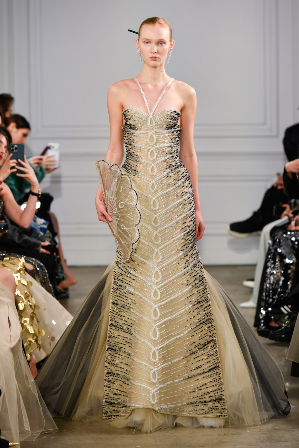 Hinh anh PHAN HUY Spring/Summer 2027 Ready-To-Wear: Hành trình trở về quê hương sau 3 năm ra mắt tại Pháp 6